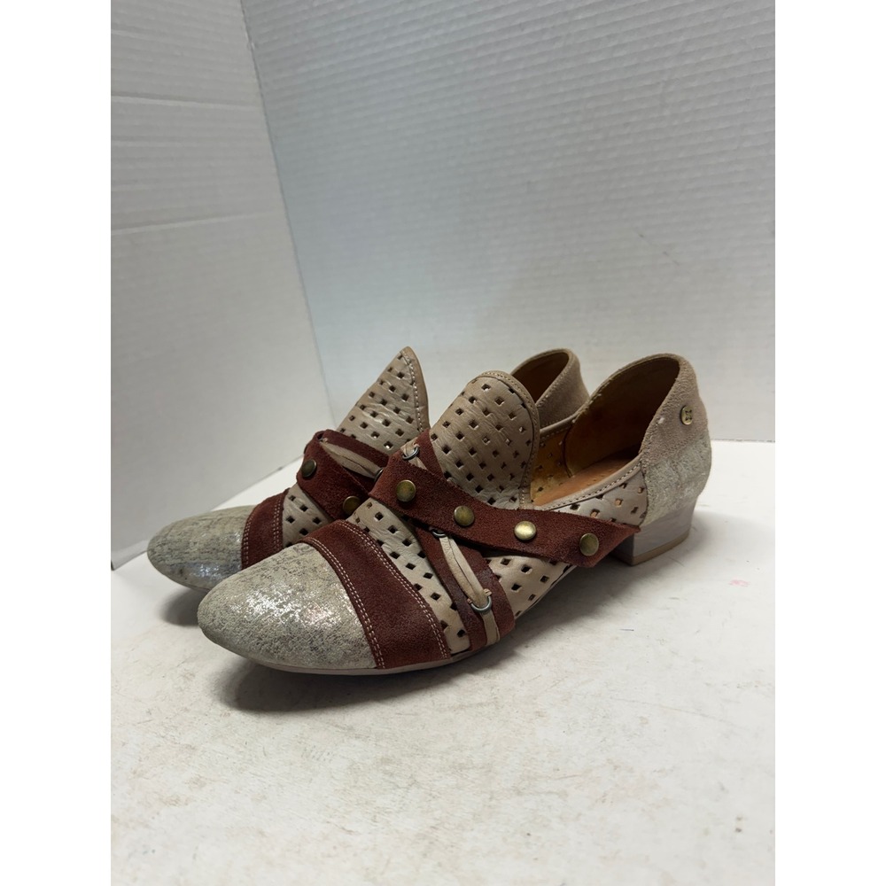 Maciejka Leather Perforated Studded Loafers Metallic Silver Burgundy Tan 40 9.5